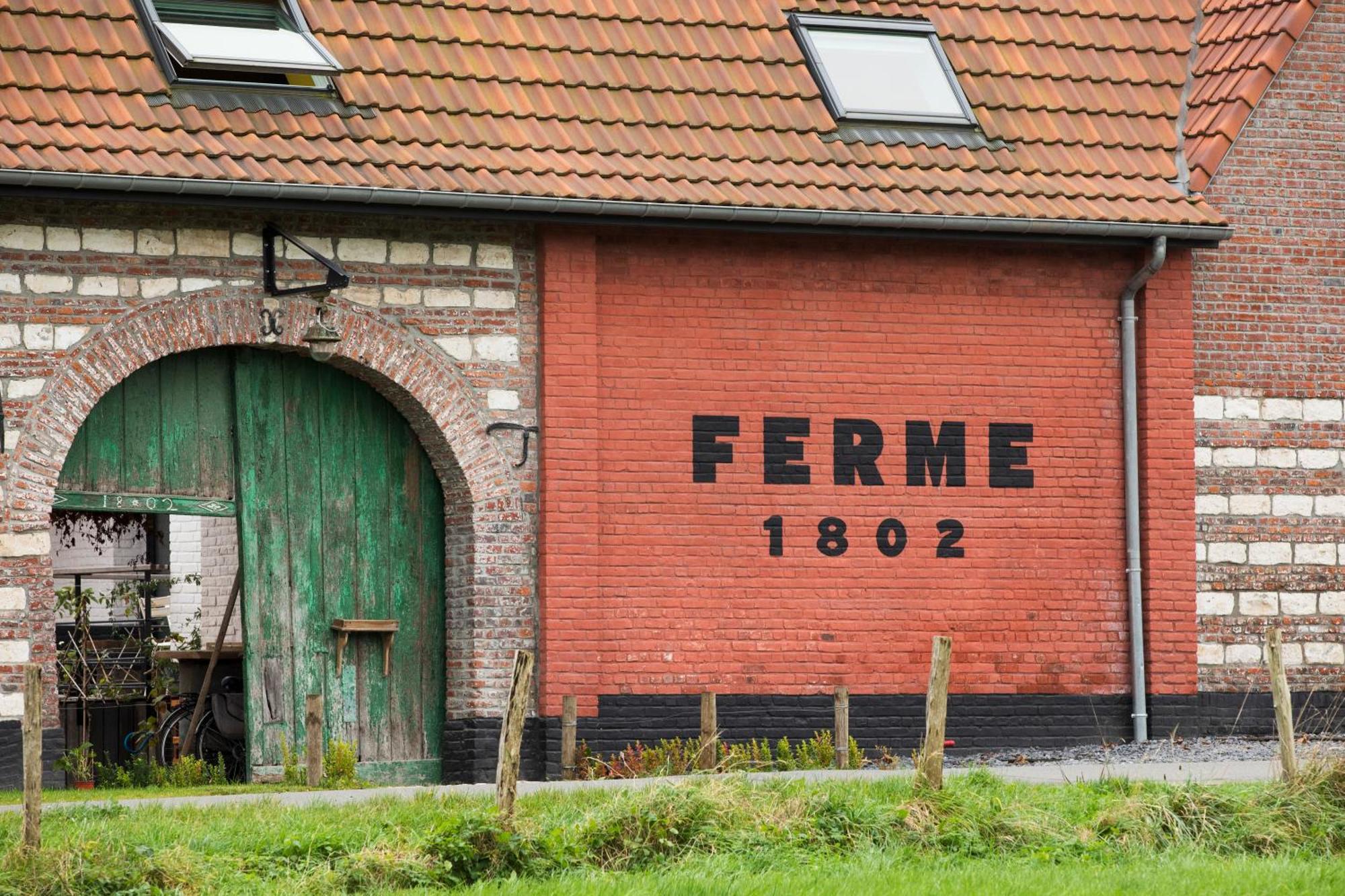 Апартаменты La Ferme 1802 Sainghin-en-Melantois Экстерьер фото